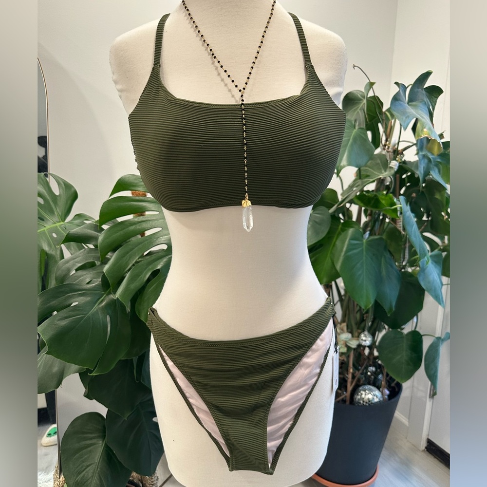 Shade & Shore • NWT Dark Green Bikini Set • Size 36B & Medium